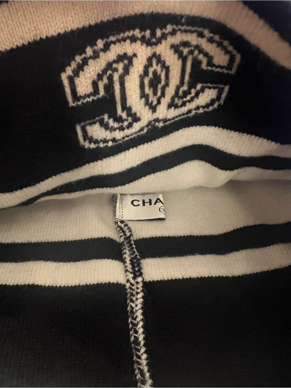 Black & Cream Pom Beanie with Interlocking Logo - Picture 2 of 2